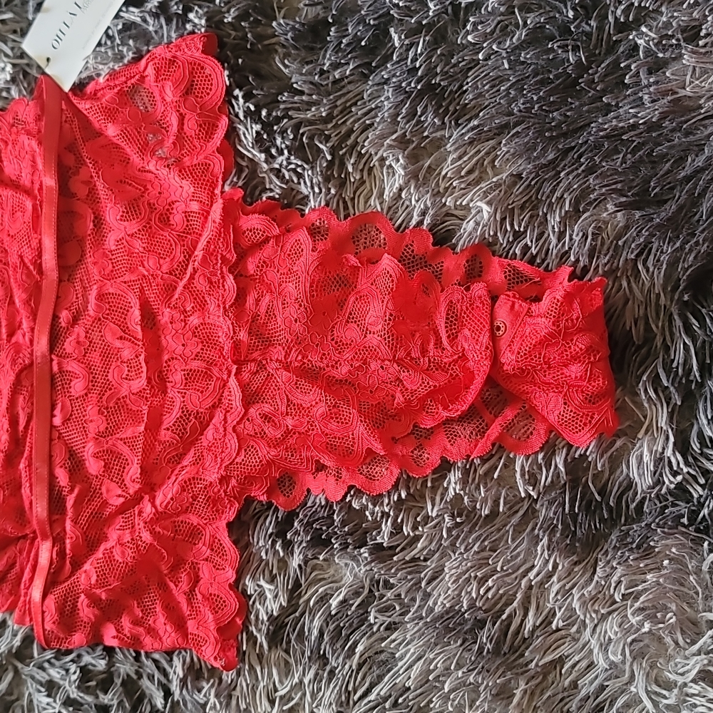 Oh la la Cheri Jeana High-Leg Lace Bodysuit - Picture 4 of 9